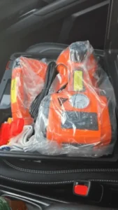 Kit AutoCar 3 em 1 - Macaco Elétrico, Compressor de Ar e Chave Impacto + BRINDE: Pistola Universal photo review